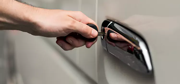 Why Choose Our Auto Locksmith Team in Owensboro, KY?